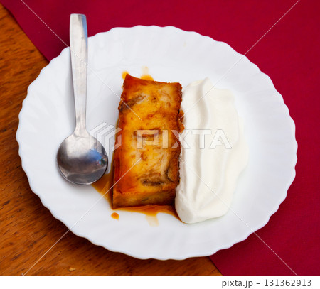 Traditional dessert of English cuisine is pudding Traditional dessert of English cuisine is pudding 131362913