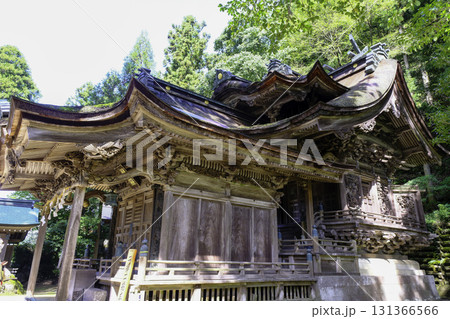 岡太神社　大瀧神社右側面 131366566