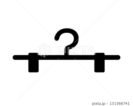 ハンガーのアイコン　モノトーン 131366741