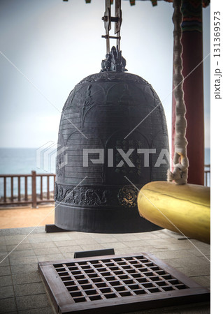 Naksansa Temple's bell and the sea Naksansa Temple's bell and the sea 131369573