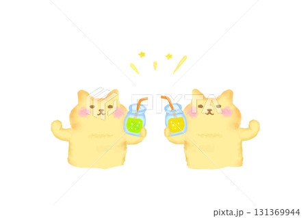 ドリンクを持って乾杯するかわいい猫の水彩イラスト素材 131369944