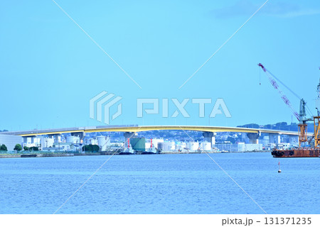 八戸市沼館方面から望む八戸大橋 八戸市沼館方面から望む八戸大橋 131371235