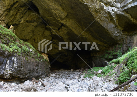 Monumental cave entrance 131372730
