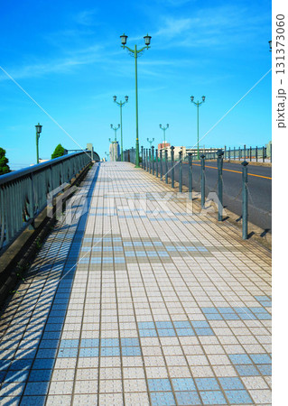 東京都足立区入谷の入谷大橋の風景 131373060