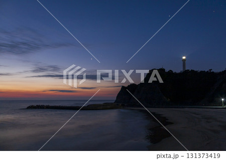 塩屋埼灯台夜明け 塩屋埼灯台夜明け 131373419