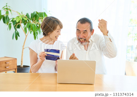 投資 株式 通帳 口座 シニア 投資 株式 通帳 口座 シニア 131374314