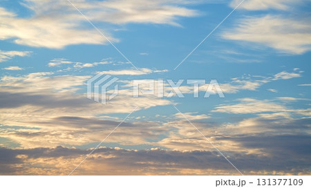 朝の雲　朝焼け 131377109