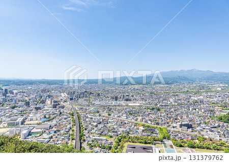 福島県福島市　高台から見る福島市の街並み 131379762