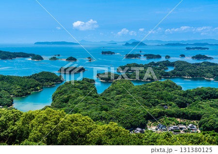展海峰から九十九島の眺め【長崎県佐世保市】 展海峰から九十九島の眺め【長崎県佐世保市】 131380125