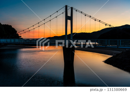 湯の児島　観月橋　夜明け【熊本県水俣市】 131380669