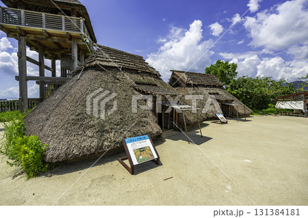 吉野ヶ里歴史公園　南内郭　大人と妻の家　佐賀県吉野ヶ里町 131384181