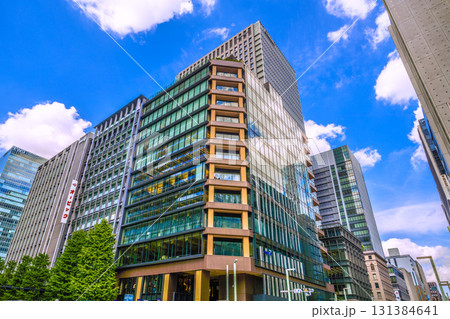 日本の東京都市景観　京橋の交差点や第一生命京橋キノテラスなどを望む 131384641