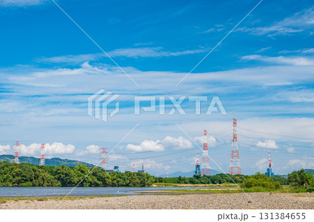 秋の淀川風景　大阪府枚方市 131384655