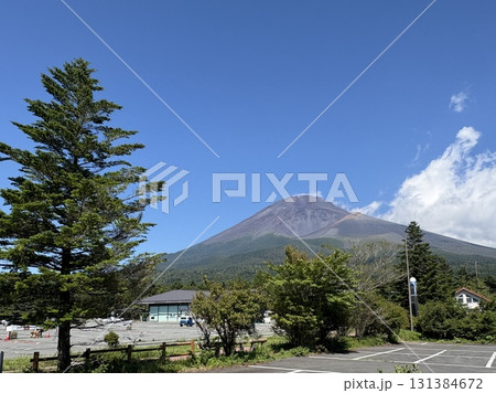 快晴の富士山二合目水ヶ塚駐車場_水ヶ塚公園_富士登山の起点 快晴の富士山二合目水ヶ塚駐車場_水ヶ塚公園_富士登山の起点 131384672