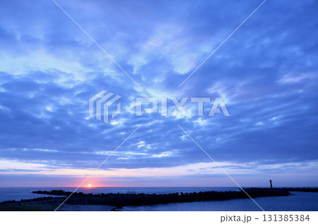河原子海岸の朝日 茨城県 河原子海岸の朝日 茨城県 131385384