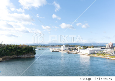 福島県の松川浦漁港 131386075