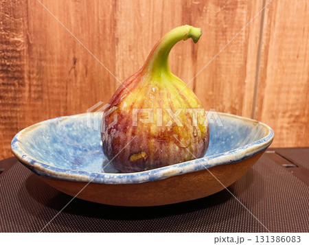 いちじく 新鮮な無花果 秋の果物 いちじく 新鮮な無花果 秋の果物 131386083