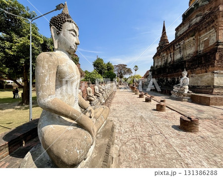 タイの世界遺産アユタヤのワットヤイチャイモンコン遺跡 131386288