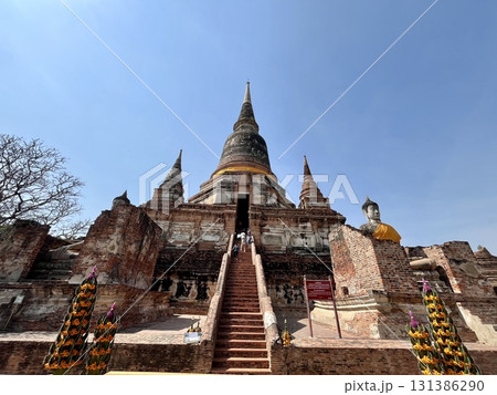 タイの世界遺産アユタヤのワットヤイチャイモンコン遺跡 131386290