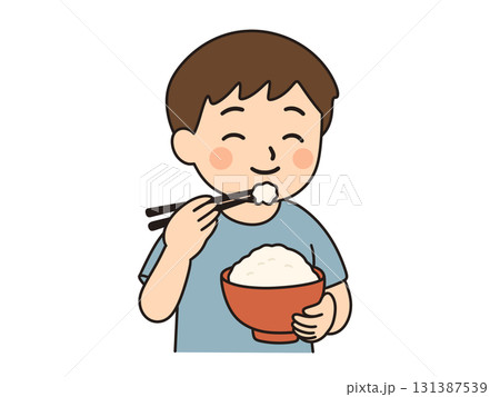 ご飯を食べる男の子 ご飯を食べる男の子 131387539