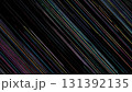 RGBずれのカラフルなグリッチが走査線風に広がる背景 131392135