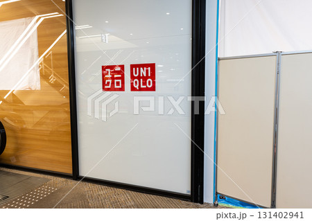 ユニクロ LINKS UMEDA店　大阪府大阪市北区 131402941