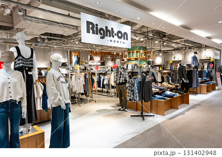 Right-on Links UMEDA店　大阪府大阪市北区 131402948
