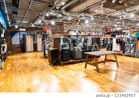 石井スポーツ リンクス梅田店　大阪府大阪市北区 131402957