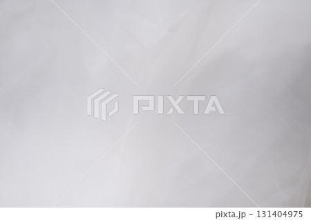 ファブリック　背景素材　白　white　ホワイト　衣装　飾りつけ　テキストスペース　仮想空間 131404975