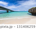 宮古島の池間大橋狩俣駐車場から見える池間大橋と海 131406259