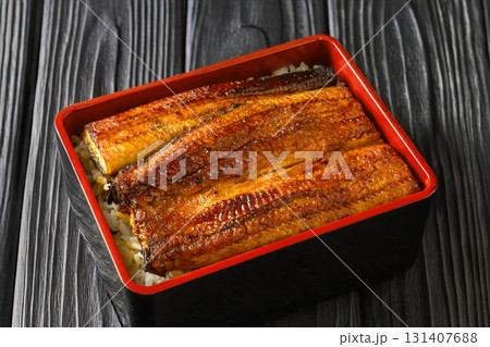うなぎ Eel and rice in a lacquered box うなぎ Eel and rice in a lacquered box 131407688