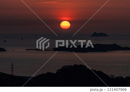 《山口県》関門海峡の夕暮れ 《山口県》関門海峡の夕暮れ 131407906