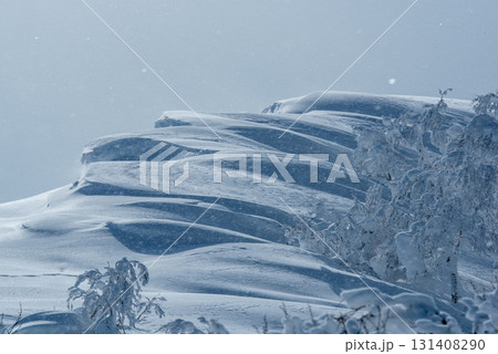 雪庇　イメージ 131408290