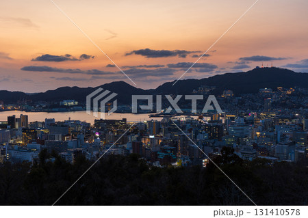 世界新三大夜景　長崎夜景　風頭公園展望台からの眺望 131410578