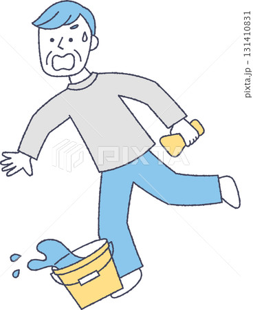 バケツにつまづくシニア男性 131410831