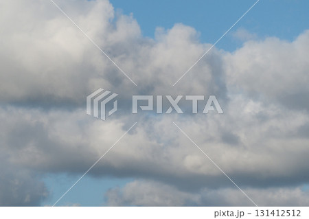 雲の多い空 131412512