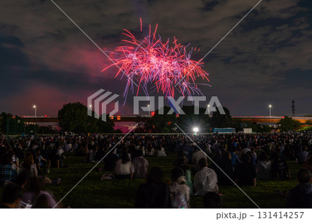 《東京都》北区花火会・打ち上げ花火 《東京都》北区花火会・打ち上げ花火 131414257
