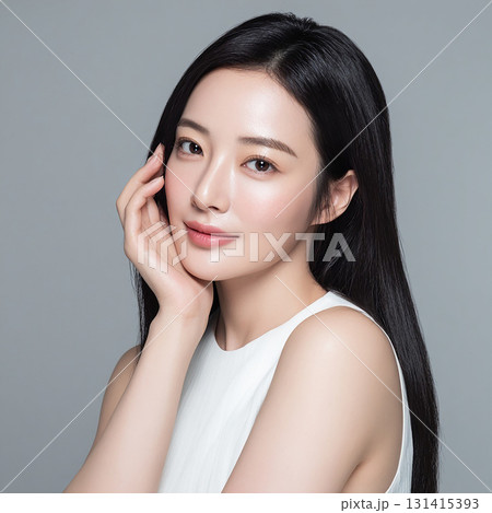 美容とファッションをイメージさせる若手女性モデル 美容とファッションをイメージさせる若手女性モデル 131415393