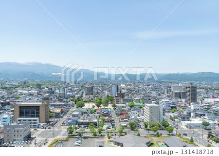 福島県福島市 JR福島駅周辺から望む福島市の街並み(JR福島駅周辺から西方向) 福島県福島市 JR福島駅周辺から望む福島市の街並み(JR福島駅周辺から西方向) 131418718
