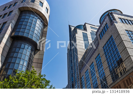 Contemporary corporate architecture with curved glass facades Contemporary corporate architecture with curved glass facades 131418936