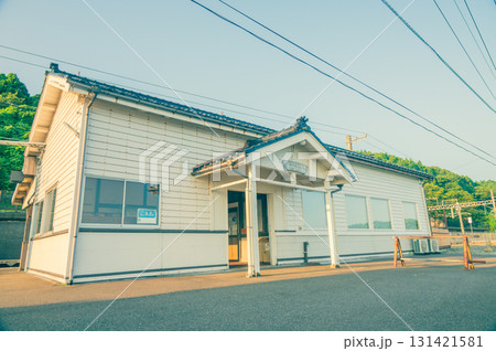 【日本海ひすいライン】有間川駅【えちごトキめき鉄道】 131421581