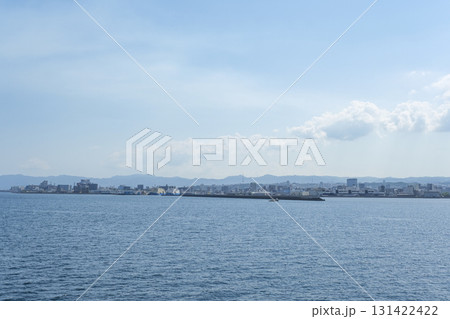鹿児島湾から眺める鹿児島の市街地 鹿児島湾から眺める鹿児島の市街地 131422422