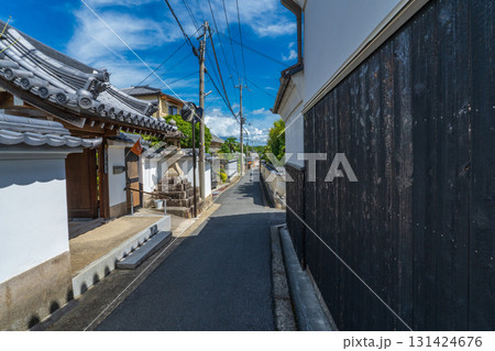 奈良県斑鳩町　西里の町並み 131424676