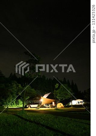 夜のキャンプ場(新潟県) 夜のキャンプ場(新潟県) 131425326