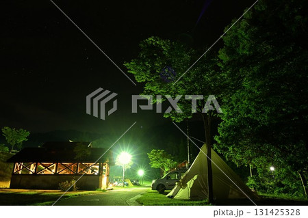 夜のキャンプ場(新潟県) 夜のキャンプ場(新潟県) 131425328