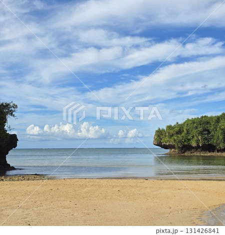 雲の多い南国の海 131426841