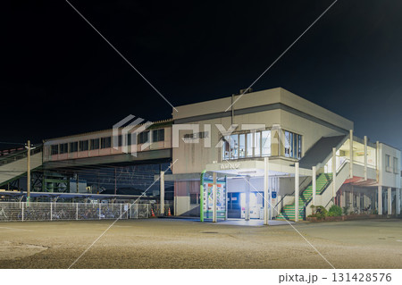 日豊本線 夜の南延岡駅 131428576