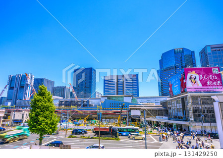 日本の東京都市景観 品川駅前のオフィスビル群や 再開発工事などを望む。新時代に希望の光=26日 日本の東京都市景観 品川駅前のオフィスビル群や 再開発工事などを望む。新時代に希望の光=26日 131429250