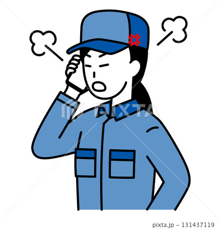 スマートフォンでの通話で怒るつなぎ作業服の女性 スマートフォンでの通話で怒るつなぎ作業服の女性 131437119