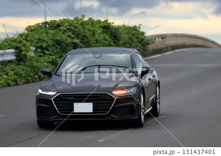 ドイツ製のスポーツカー ドイツ製のスポーツカー 131437401